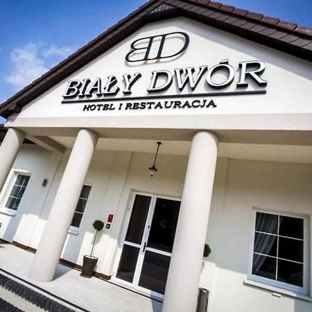 Bialy Dwor Bed and Breakfast Rychwal Εξωτερικό φωτογραφία