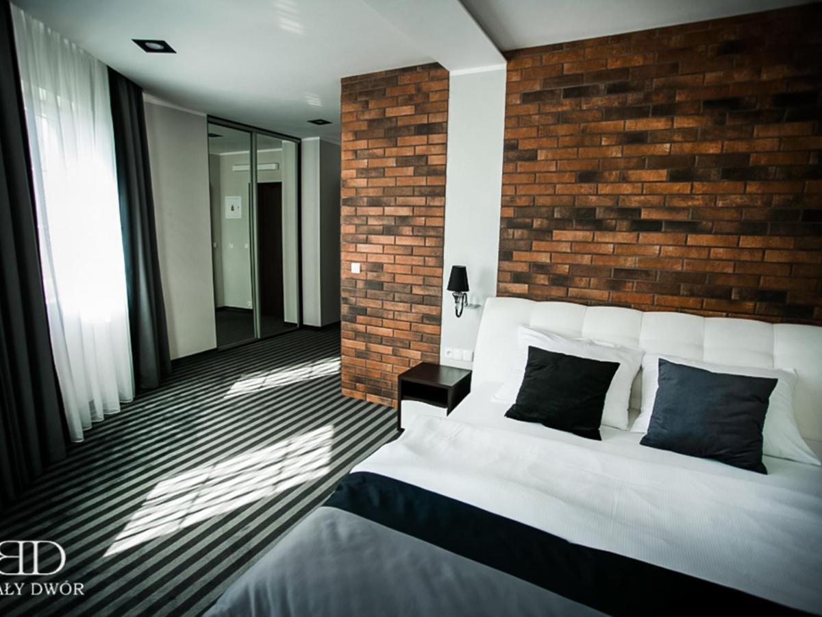 Bialy Dwor Bed and Breakfast Rychwal Εξωτερικό φωτογραφία