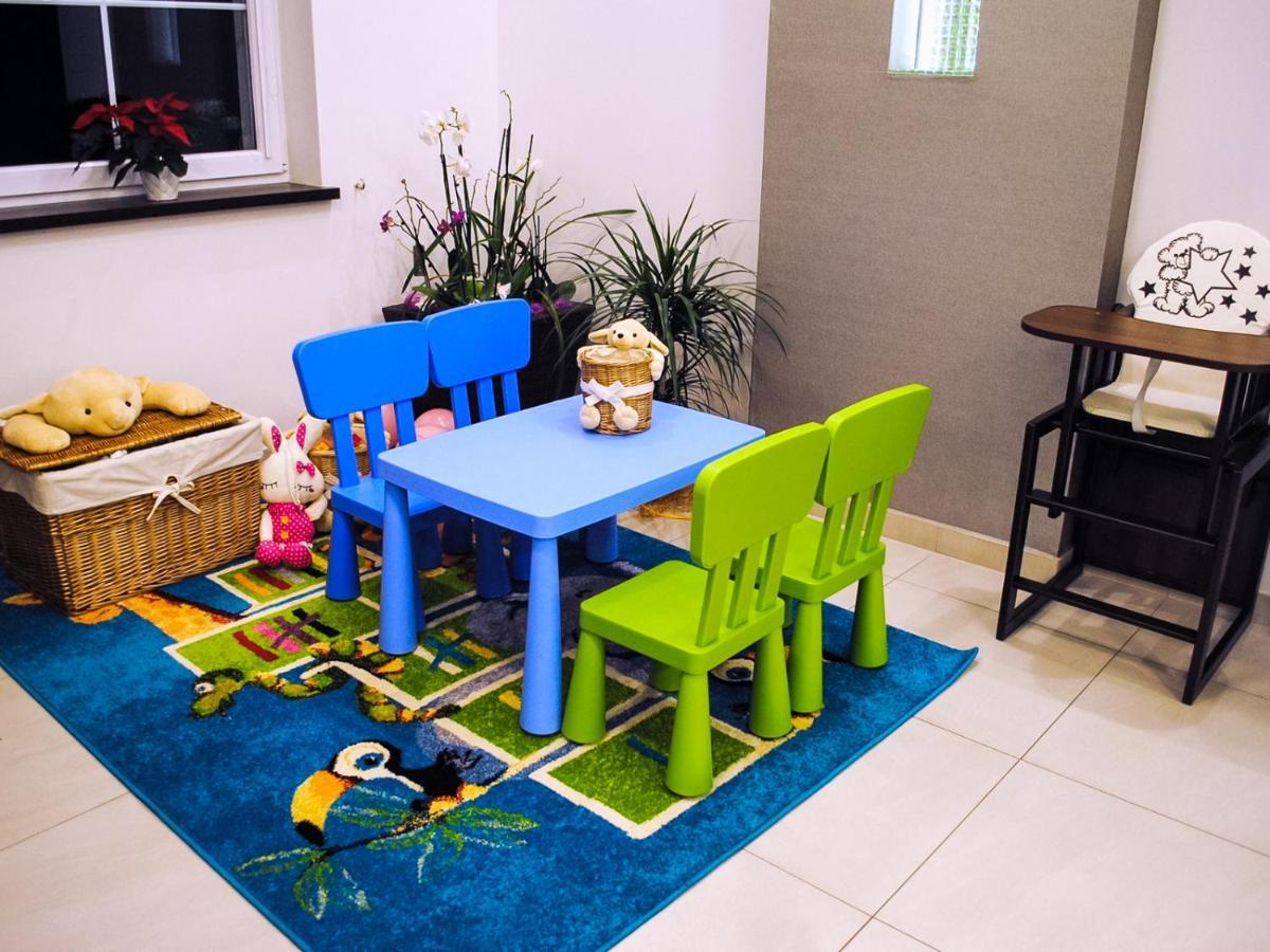 Bialy Dwor Bed and Breakfast Rychwal Εξωτερικό φωτογραφία