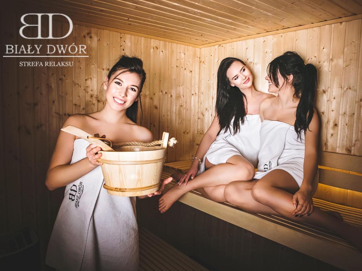 Bialy Dwor Bed and Breakfast Rychwal Εξωτερικό φωτογραφία