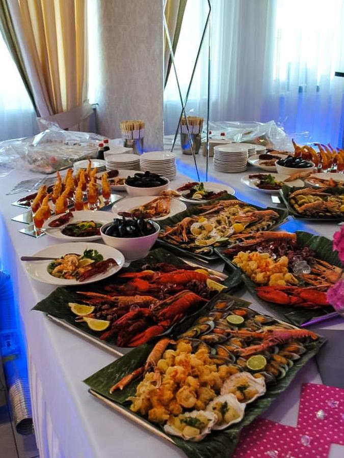 Bialy Dwor Bed and Breakfast Rychwal Εξωτερικό φωτογραφία